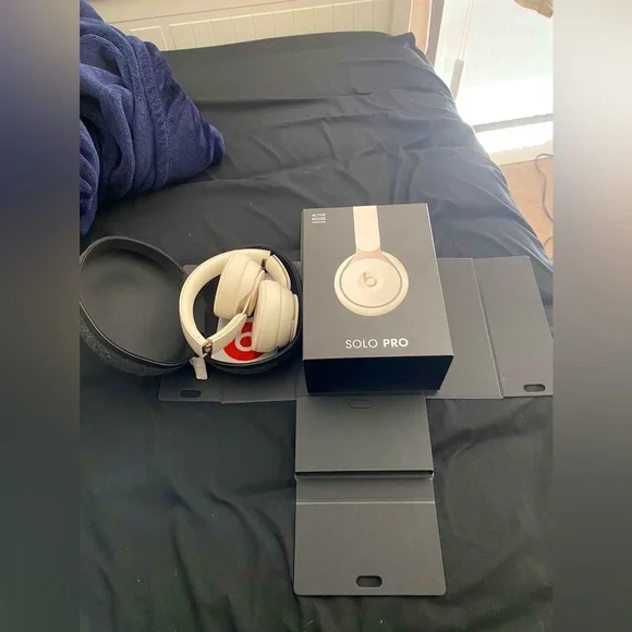 BEAT SOLO PROS - Picture 1 of 2